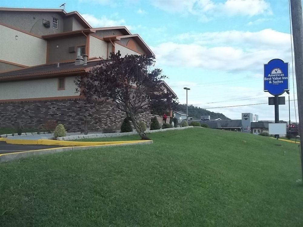 Hotel Super 8 By Wyndham 2*